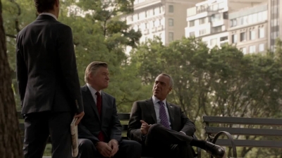 WHITE_COLLAR_-_E4X16_IN_THE_WIND_1108.jpg