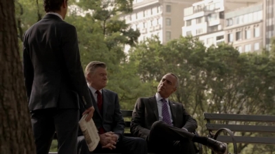 WHITE_COLLAR_-_E4X16_IN_THE_WIND_1115.jpg