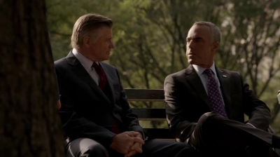 WHITE_COLLAR_-_E4X16_IN_THE_WIND_1145.jpg