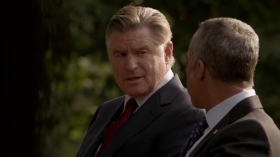 WHITE_COLLAR_-_E4X16_IN_THE_WIND_1159.jpg