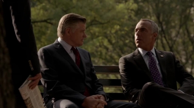 WHITE_COLLAR_-_E4X16_IN_THE_WIND_1167.jpg