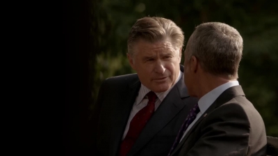 WHITE_COLLAR_-_E4X16_IN_THE_WIND_1181.jpg