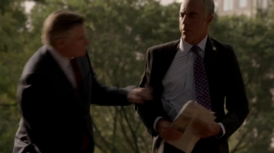 WHITE_COLLAR_-_E4X16_IN_THE_WIND_1223.jpg