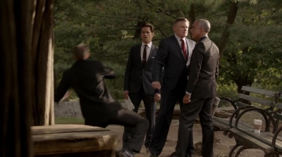 WHITE_COLLAR_-_E4X16_IN_THE_WIND_1258.jpg