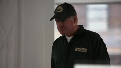 WHITE_COLLAR_-_E4X16_IN_THE_WIND_1286.jpg