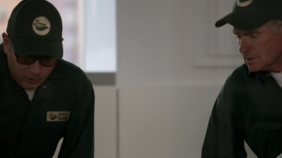 WHITE_COLLAR_-_E4X16_IN_THE_WIND_1302.jpg