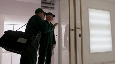WHITE_COLLAR_-_E4X16_IN_THE_WIND_1329.jpg