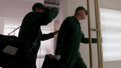 WHITE_COLLAR_-_E4X16_IN_THE_WIND_1356.jpg