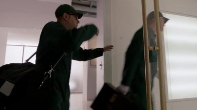 WHITE_COLLAR_-_E4X16_IN_THE_WIND_1357.jpg