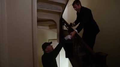 WHITE_COLLAR_-_E4X16_IN_THE_WIND_1384.jpg