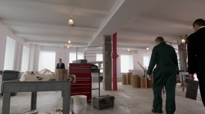 WHITE_COLLAR_-_E4X16_IN_THE_WIND_1398.jpg