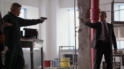 WHITE_COLLAR_-_E4X16_IN_THE_WIND_1490.jpg