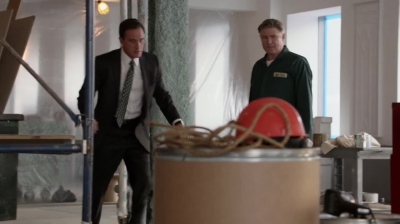 WHITE_COLLAR_-_E4X16_IN_THE_WIND_1507.jpg