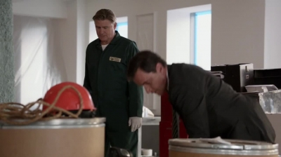 WHITE_COLLAR_-_E4X16_IN_THE_WIND_1550.jpg