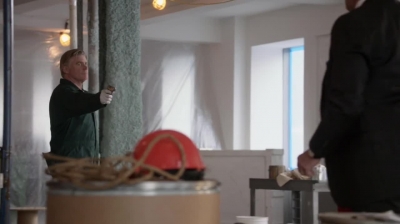 WHITE_COLLAR_-_E4X16_IN_THE_WIND_1553.jpg
