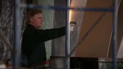 WHITE_COLLAR_-_E4X16_IN_THE_WIND_1569.jpg