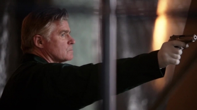 WHITE_COLLAR_-_E4X16_IN_THE_WIND_1576.jpg