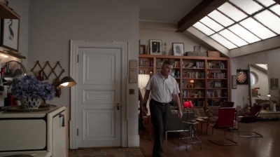 WHITE_COLLAR_-_E4X16_IN_THE_WIND_1593.jpg
