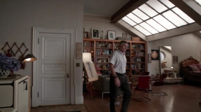 WHITE_COLLAR_-_E4X16_IN_THE_WIND_1596.jpg