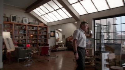 WHITE_COLLAR_-_E4X16_IN_THE_WIND_1604.jpg