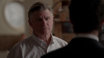 WHITE_COLLAR_-_E4X16_IN_THE_WIND_1694.jpg
