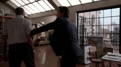 WHITE_COLLAR_-_E4X16_IN_THE_WIND_1825.jpg