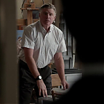 Filename=WHITE_COLLAR_-_E4X16_IN_THE_WIND_1636.jpg
Filesize=35KiB
Dimensions=1280x718
Date added=Apr 29, 2014 WHITE_COLLAR_-_E4X16_IN_THE_WIND_1636.jpg