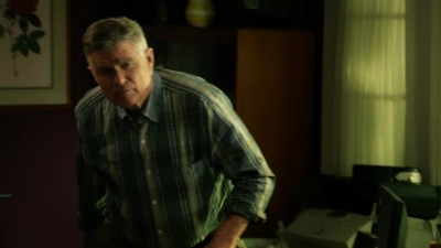 CSI_CRIME_SCENE_INVESTIGATION_-_E14X22_DEAD_IN_HIS_TRACKS_0025.jpg