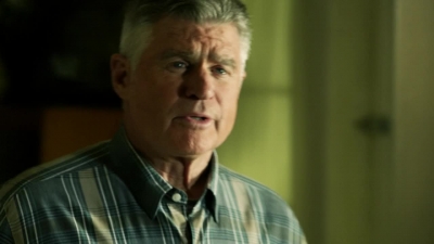 CSI_CRIME_SCENE_INVESTIGATION_-_E14X22_DEAD_IN_HIS_TRACKS_0031.jpg