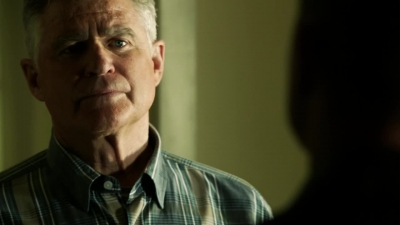 CSI_CRIME_SCENE_INVESTIGATION_-_E14X22_DEAD_IN_HIS_TRACKS_0044.jpg