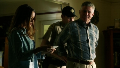 CSI_CRIME_SCENE_INVESTIGATION_-_E14X22_DEAD_IN_HIS_TRACKS_0054.jpg