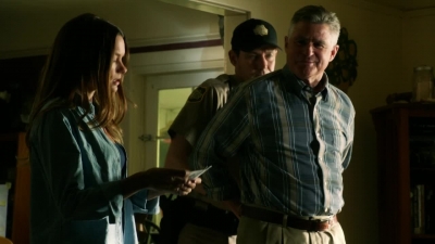 CSI_CRIME_SCENE_INVESTIGATION_-_E14X22_DEAD_IN_HIS_TRACKS_0055.jpg