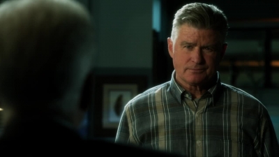 CSI_CRIME_SCENE_INVESTIGATION_-_E14X22_DEAD_IN_HIS_TRACKS_0135.jpg