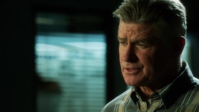 CSI_CRIME_SCENE_INVESTIGATION_-_E14X22_DEAD_IN_HIS_TRACKS_0163.jpg