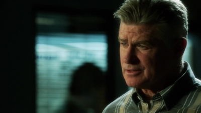 CSI_CRIME_SCENE_INVESTIGATION_-_E14X22_DEAD_IN_HIS_TRACKS_0165.jpg