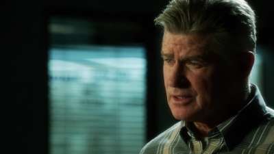 CSI_CRIME_SCENE_INVESTIGATION_-_E14X22_DEAD_IN_HIS_TRACKS_0166.jpg