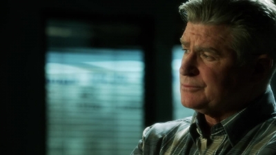 CSI_CRIME_SCENE_INVESTIGATION_-_E14X22_DEAD_IN_HIS_TRACKS_0193.jpg