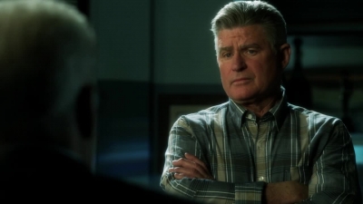 CSI_CRIME_SCENE_INVESTIGATION_-_E14X22_DEAD_IN_HIS_TRACKS_0201.jpg