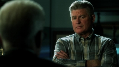 CSI_CRIME_SCENE_INVESTIGATION_-_E14X22_DEAD_IN_HIS_TRACKS_0204.jpg