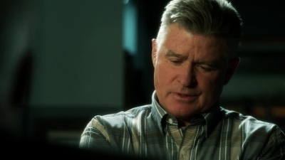 CSI_CRIME_SCENE_INVESTIGATION_-_E14X22_DEAD_IN_HIS_TRACKS_0213.jpg