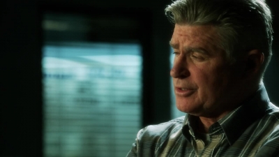 CSI_CRIME_SCENE_INVESTIGATION_-_E14X22_DEAD_IN_HIS_TRACKS_0251.jpg