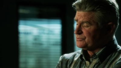 CSI_CRIME_SCENE_INVESTIGATION_-_E14X22_DEAD_IN_HIS_TRACKS_0253.jpg