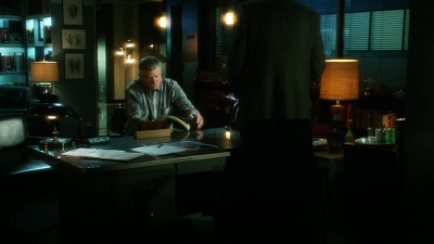 CSI_CRIME_SCENE_INVESTIGATION_-_E14X22_DEAD_IN_HIS_TRACKS_0377.jpg