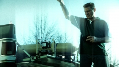 CSI_CRIME_SCENE_INVESTIGATION_-_E14X22_DEAD_IN_HIS_TRACKS_0418.jpg