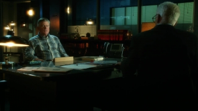 CSI_CRIME_SCENE_INVESTIGATION_-_E14X22_DEAD_IN_HIS_TRACKS_0470.jpg