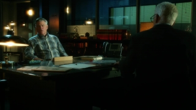 CSI_CRIME_SCENE_INVESTIGATION_-_E14X22_DEAD_IN_HIS_TRACKS_0471.jpg