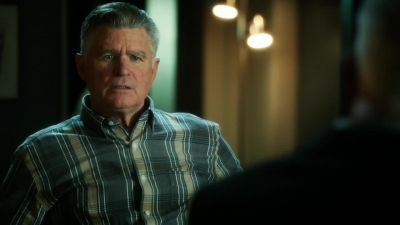 CSI_CRIME_SCENE_INVESTIGATION_-_E14X22_DEAD_IN_HIS_TRACKS_0479.jpg