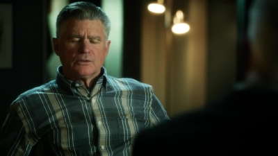 CSI_CRIME_SCENE_INVESTIGATION_-_E14X22_DEAD_IN_HIS_TRACKS_0480.jpg