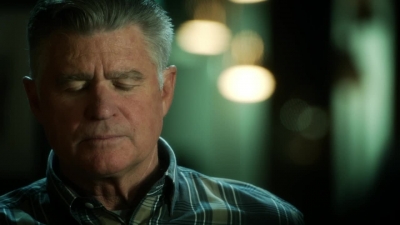 CSI_CRIME_SCENE_INVESTIGATION_-_E14X22_DEAD_IN_HIS_TRACKS_0496.jpg