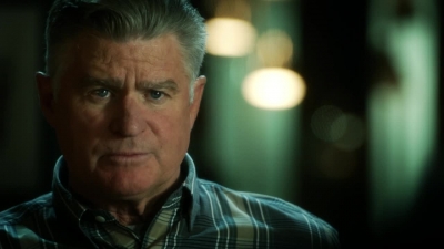 CSI_CRIME_SCENE_INVESTIGATION_-_E14X22_DEAD_IN_HIS_TRACKS_0511.jpg